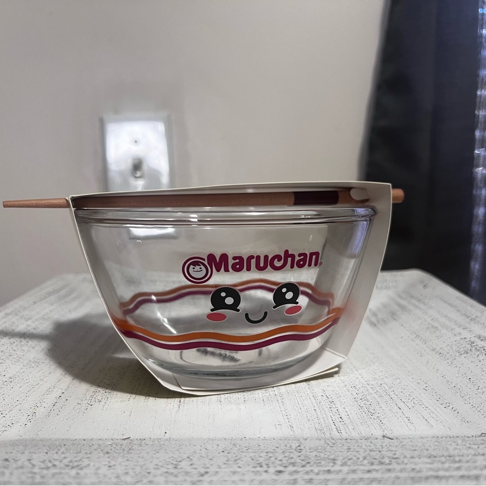 Maruchan glass ramen bowl with chopsticks